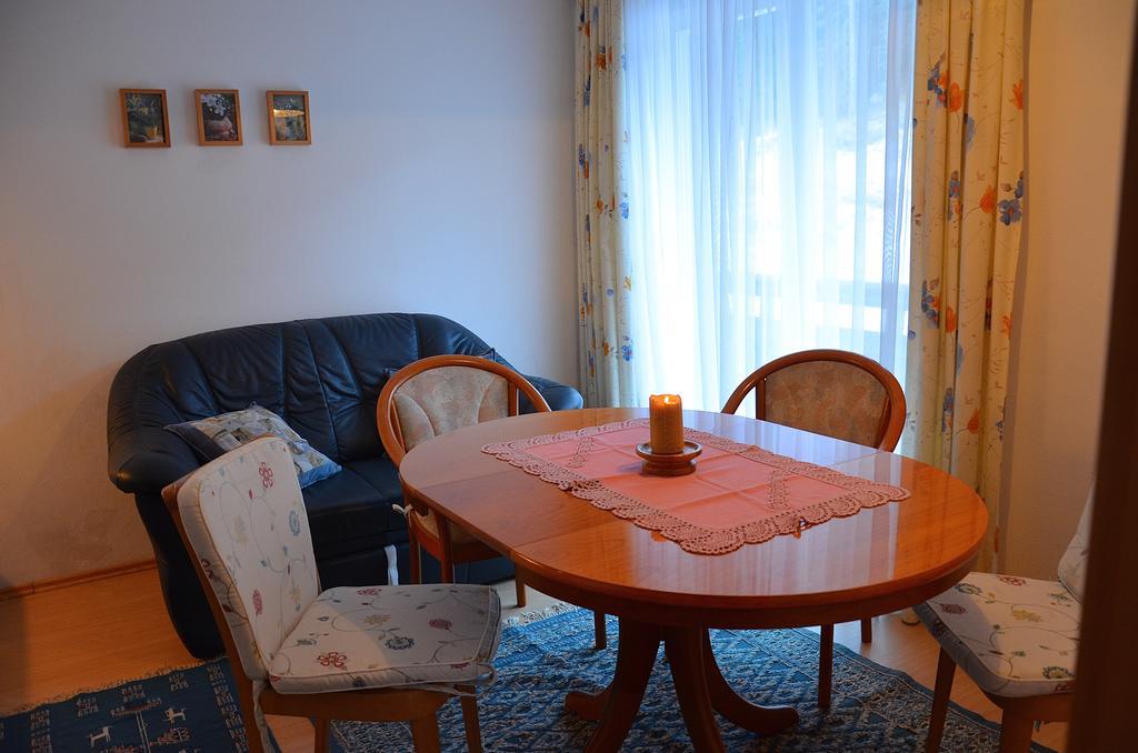 Gaestehaus Christophorus Innerkrems Room photo